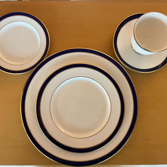 Lenox Federal Cobalt Fine Bone China 5 Piece Set Classics Collection - Preowned - Picture 1 of 5